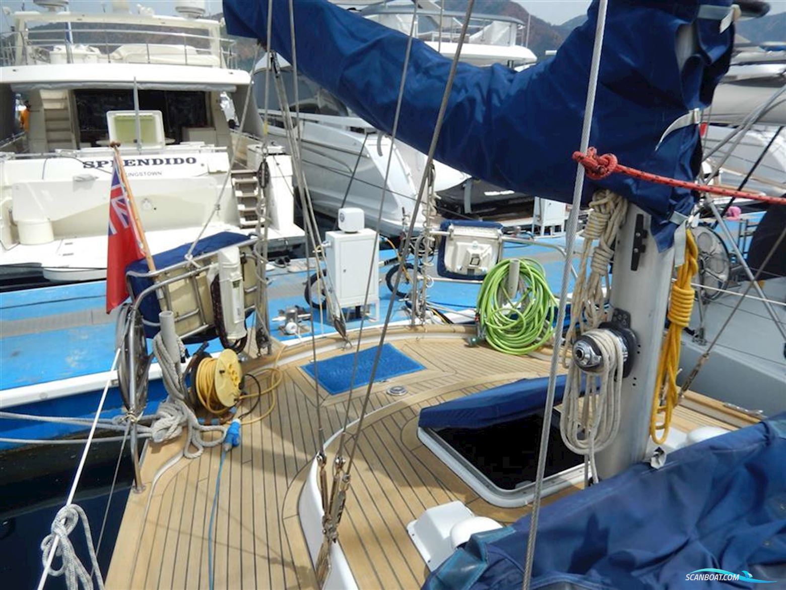 Hallberg-rassy 42 KETCH