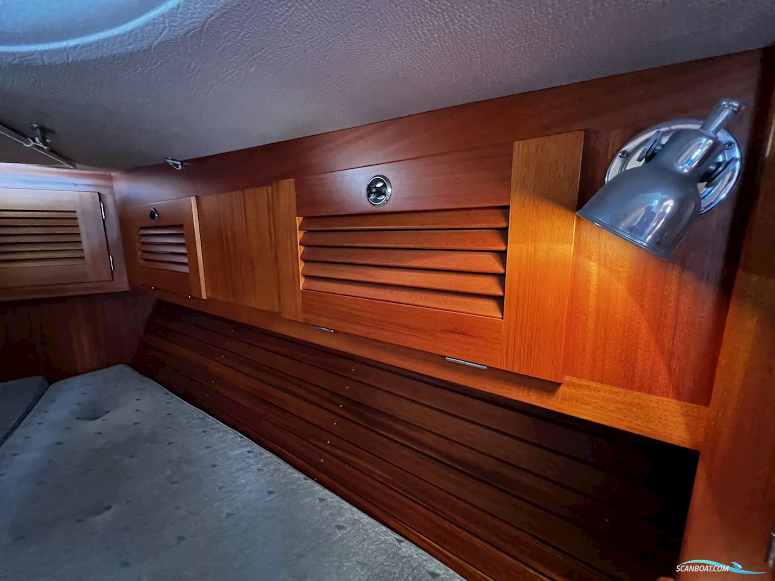 Hallberg-rassy 42F MK II