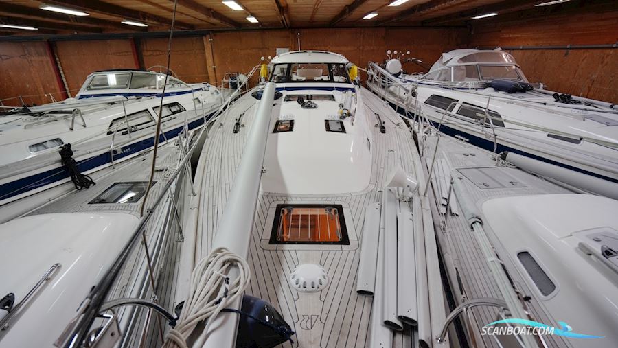 Hallberg-Rassy 44