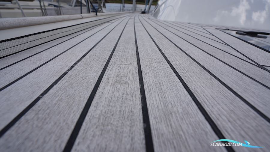 Hallberg-Rassy 44