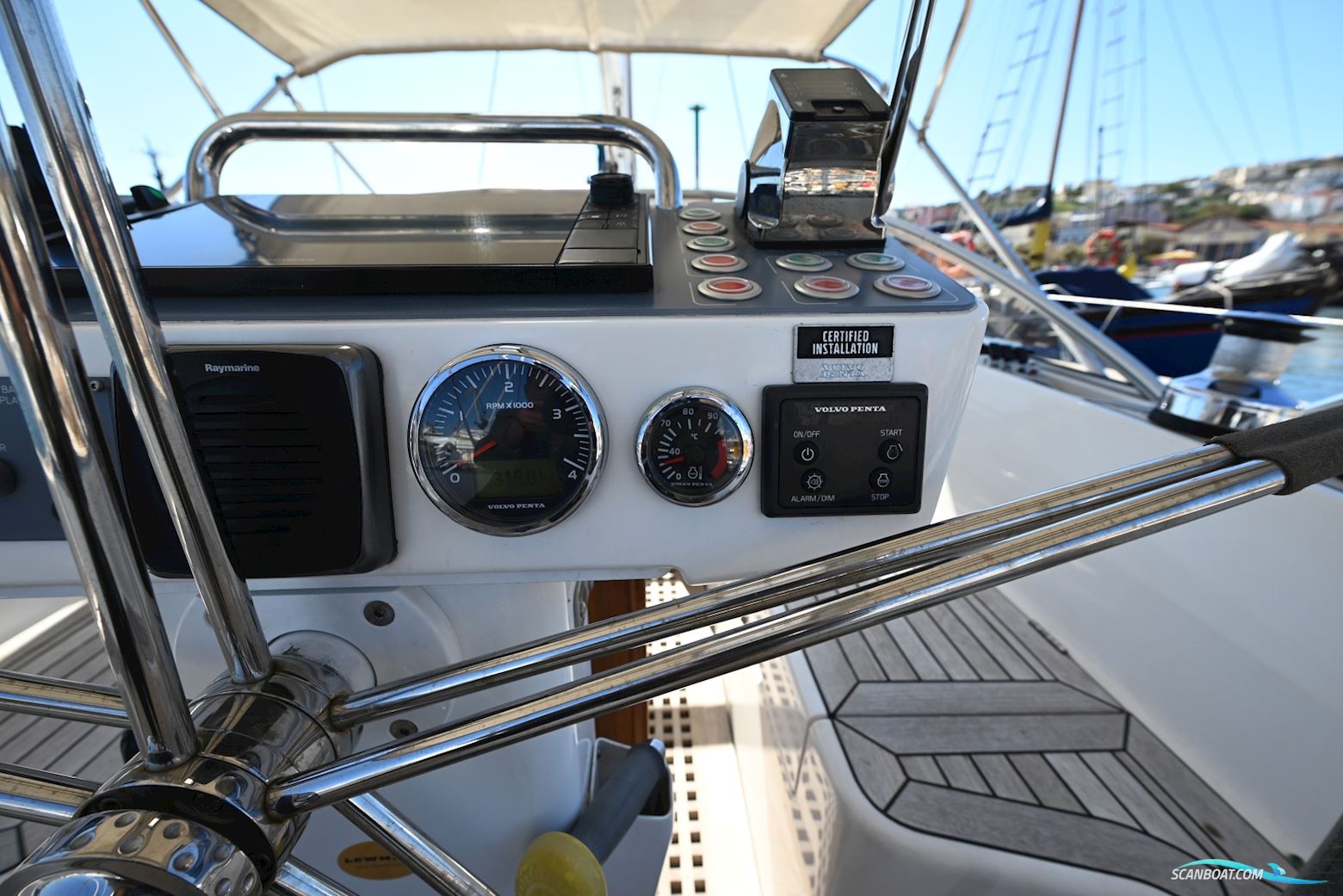 Hallberg Rassy 44