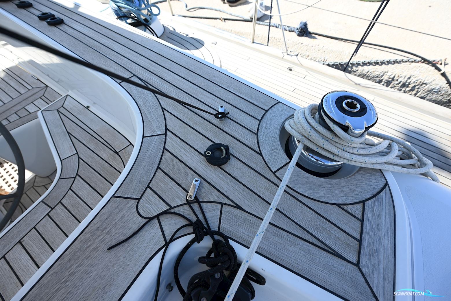Hallberg Rassy 44