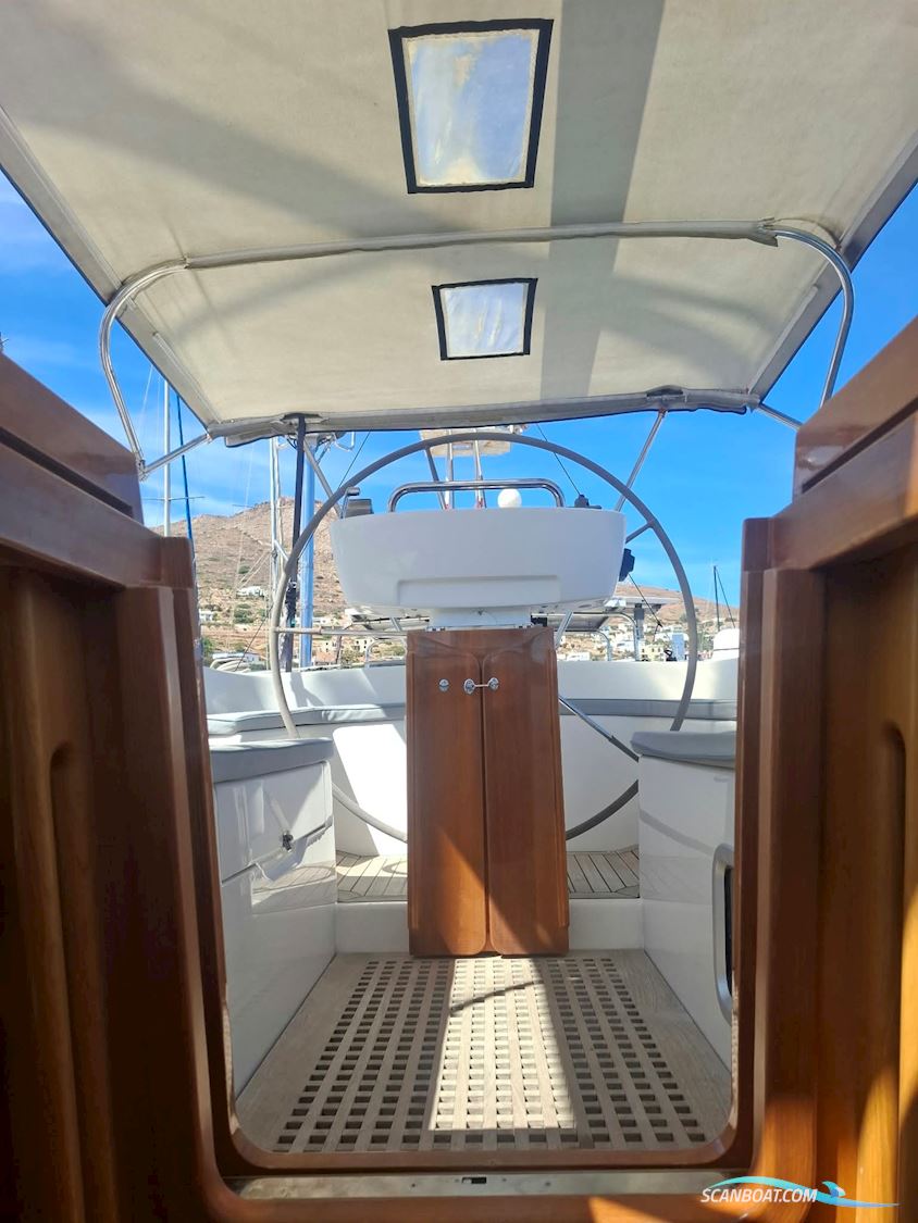 Hallberg Rassy 44