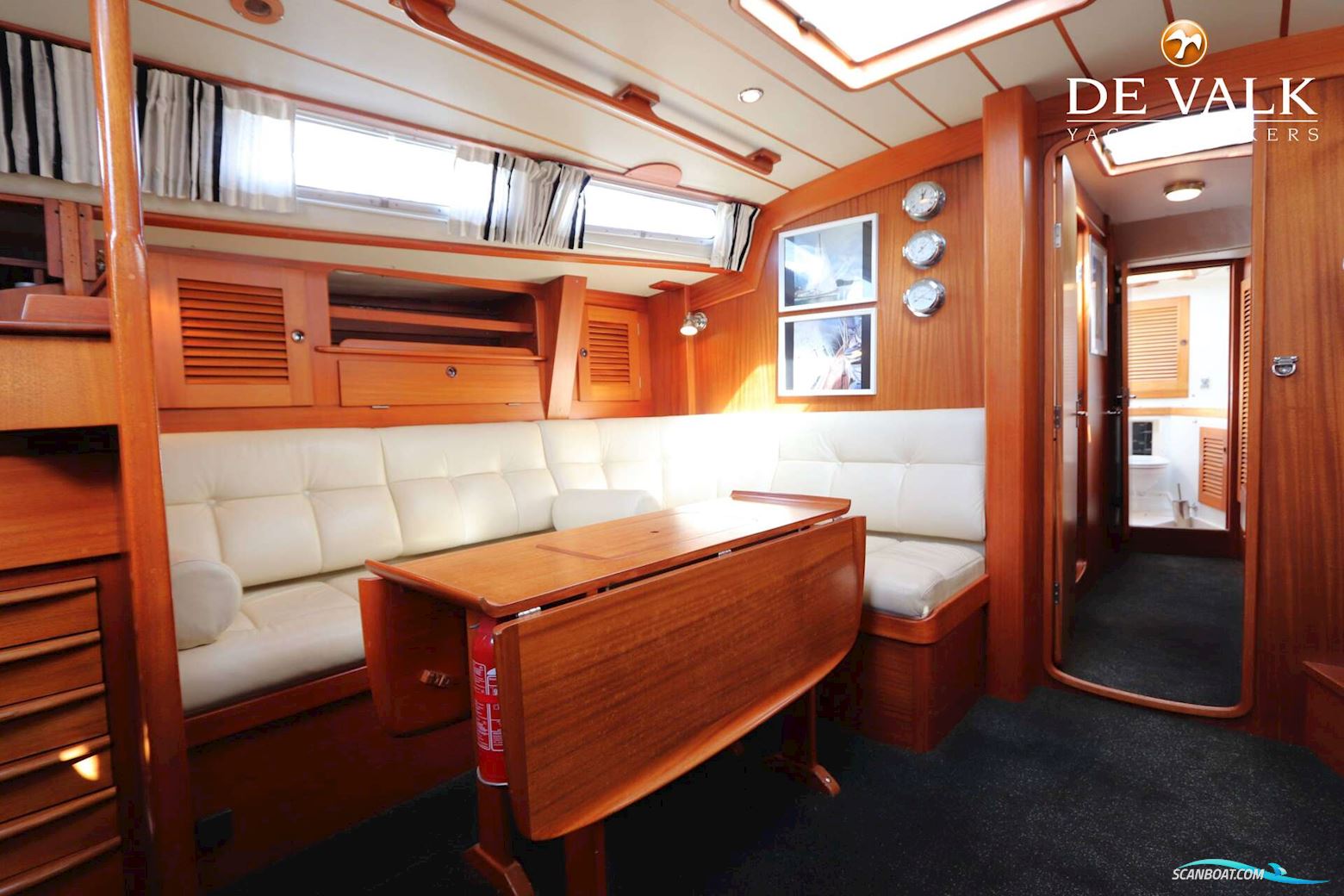 Hallberg Rassy 45