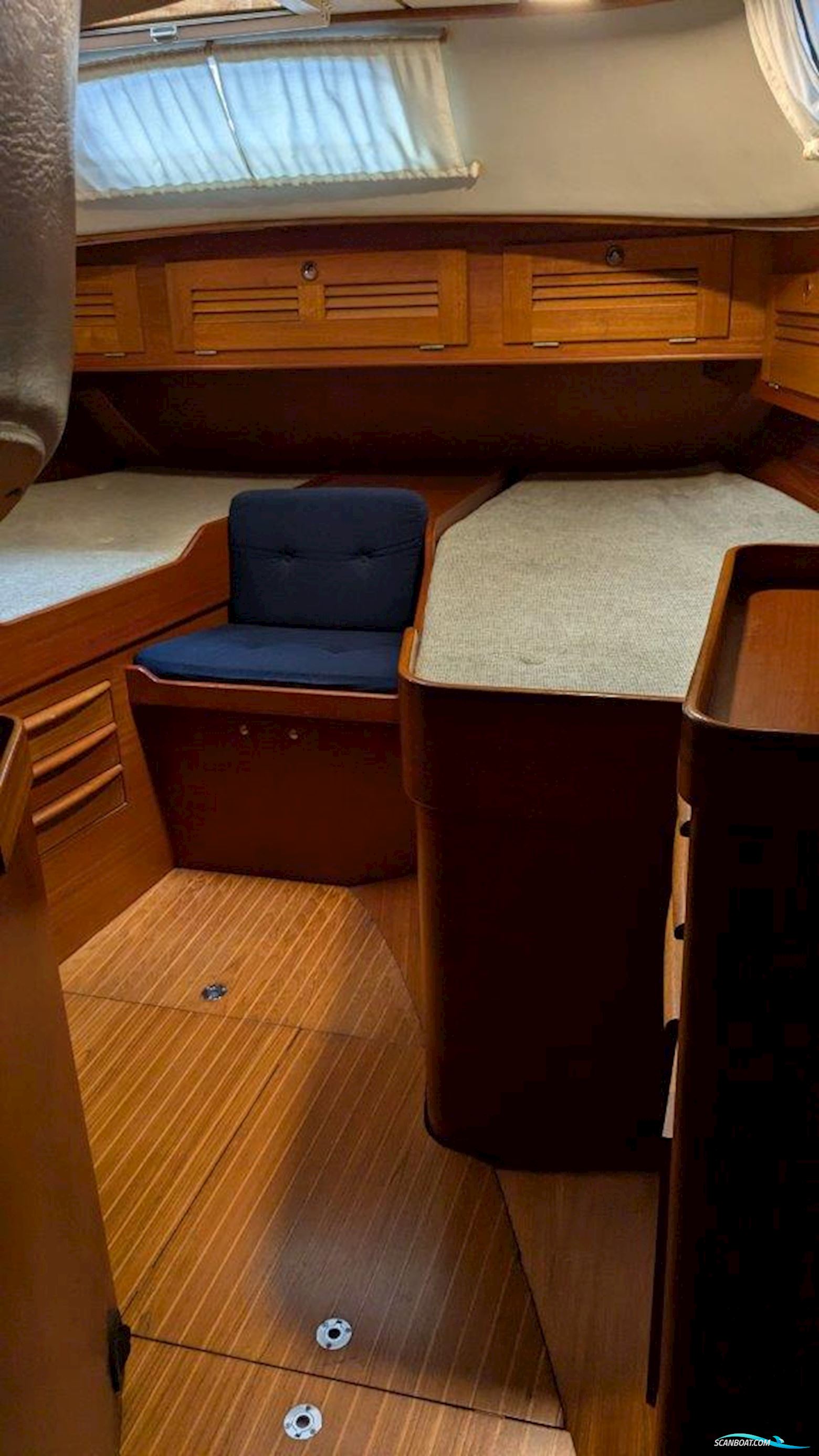Hallberg-Rassy 45