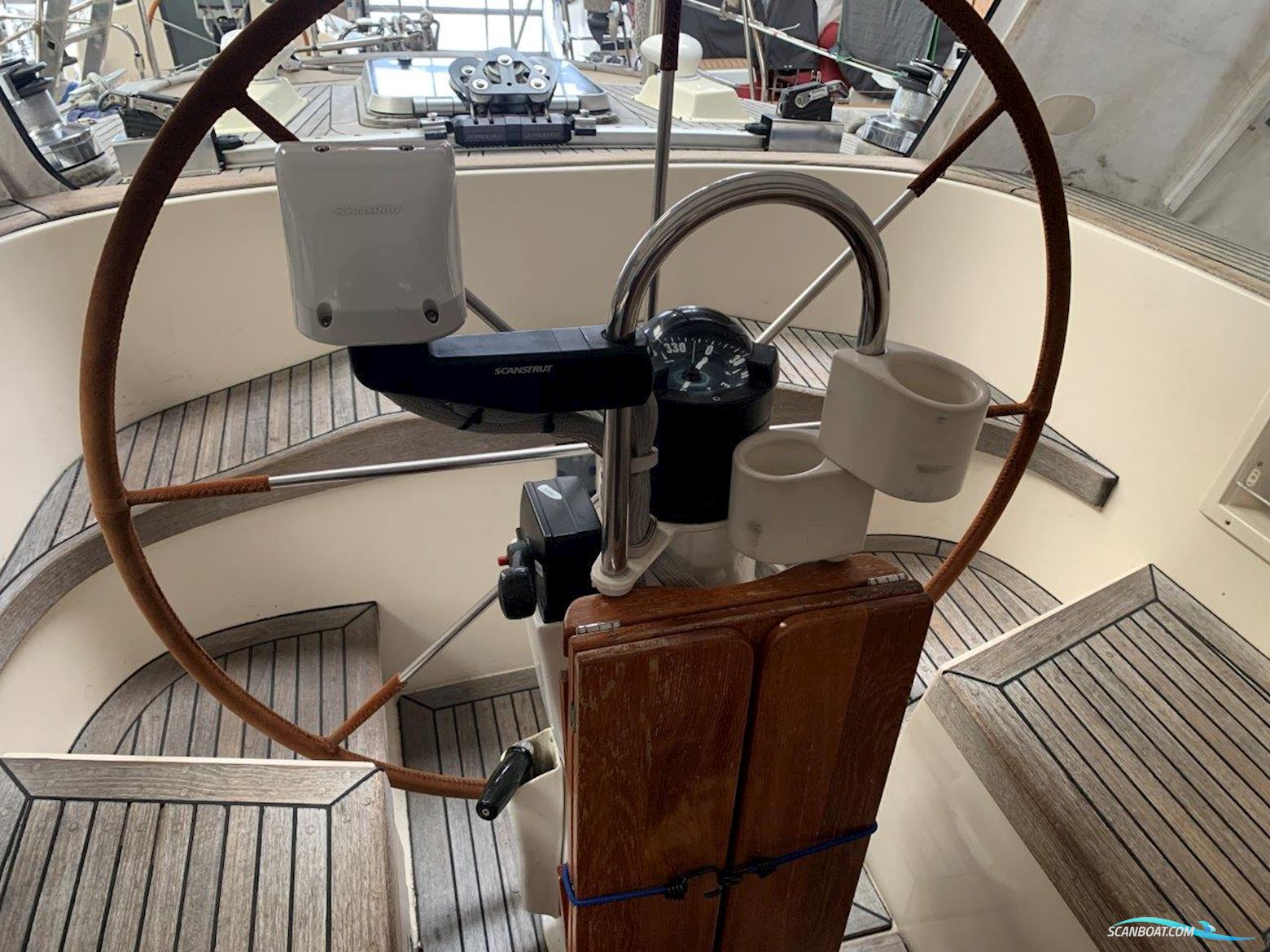 Hallberg-Rassy 45