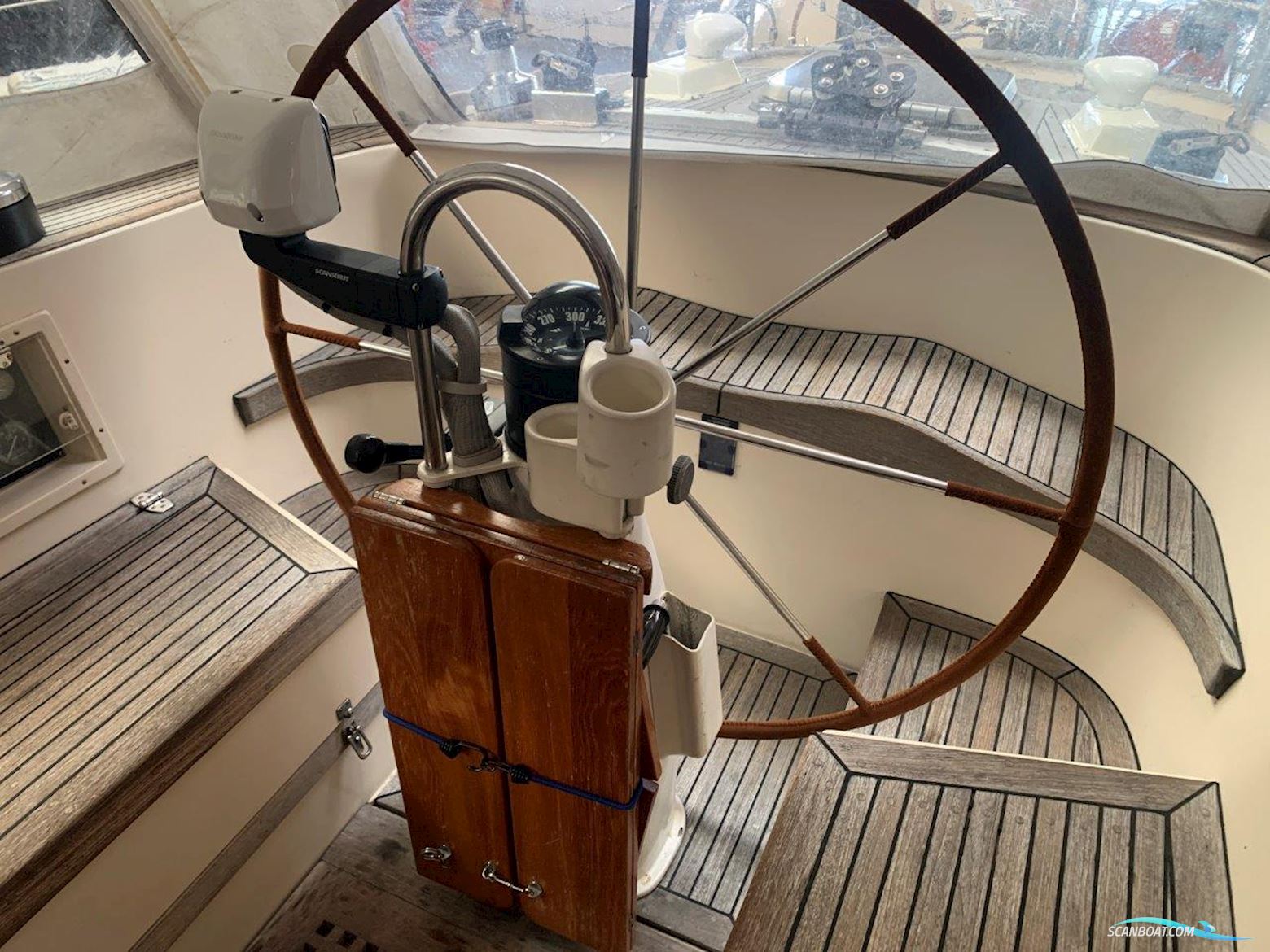 Hallberg-Rassy 45