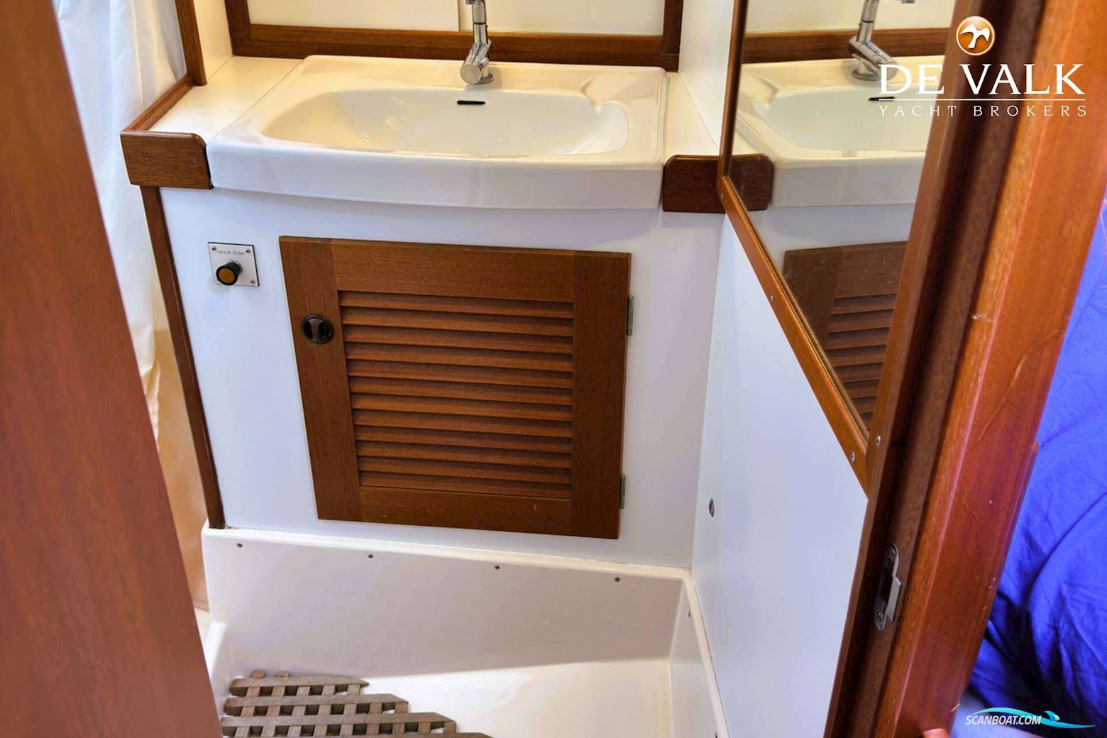 Hallberg Rassy 45