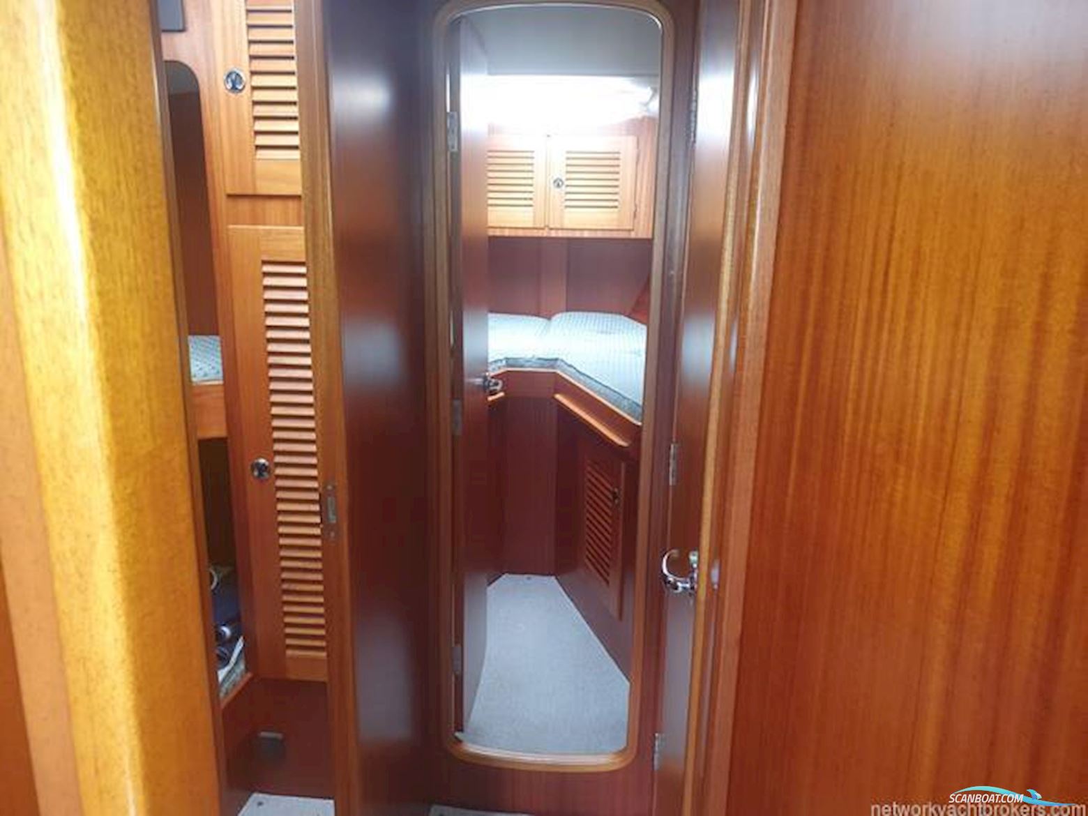 Hallberg Rassy 46