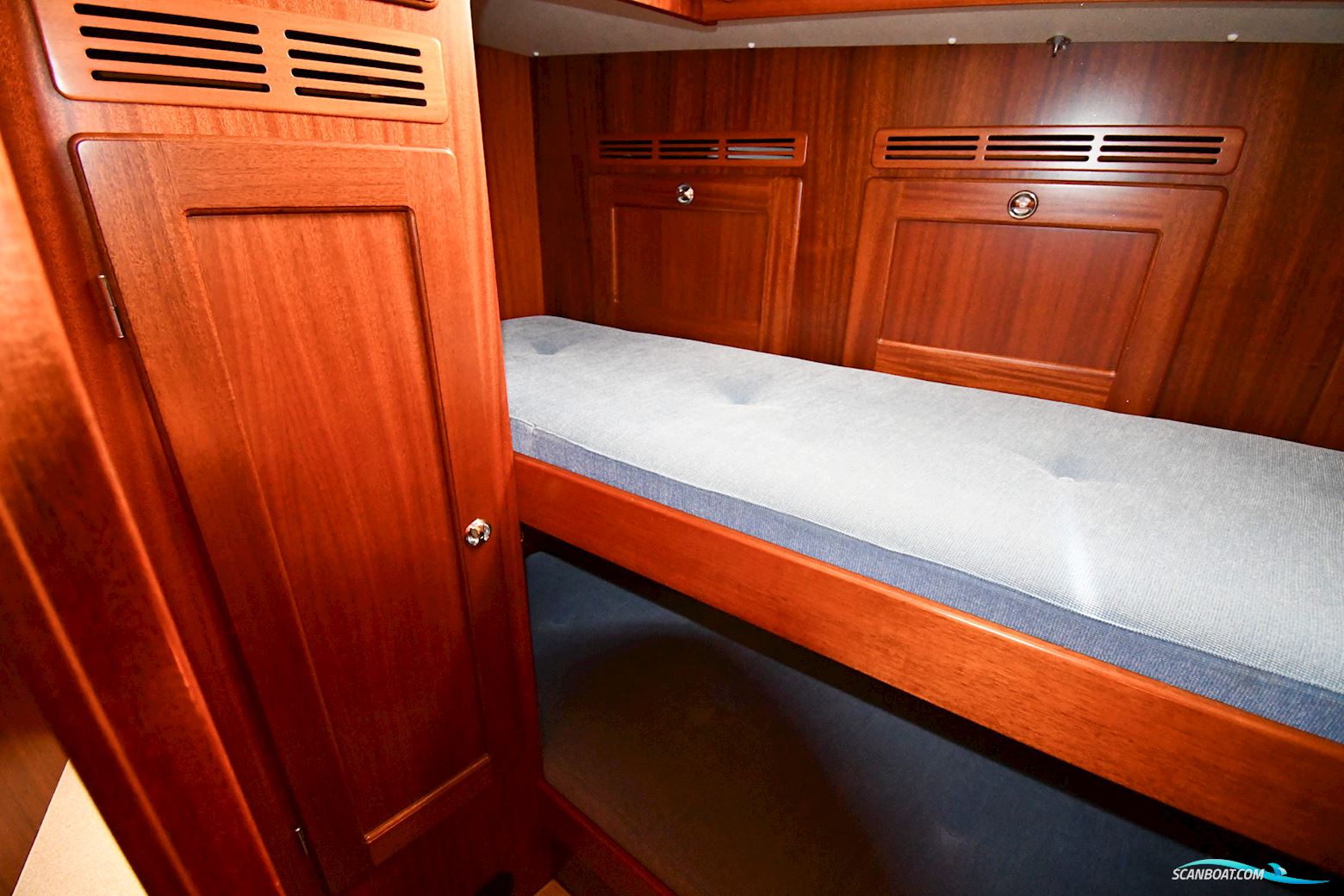 Hallberg-Rassy 48