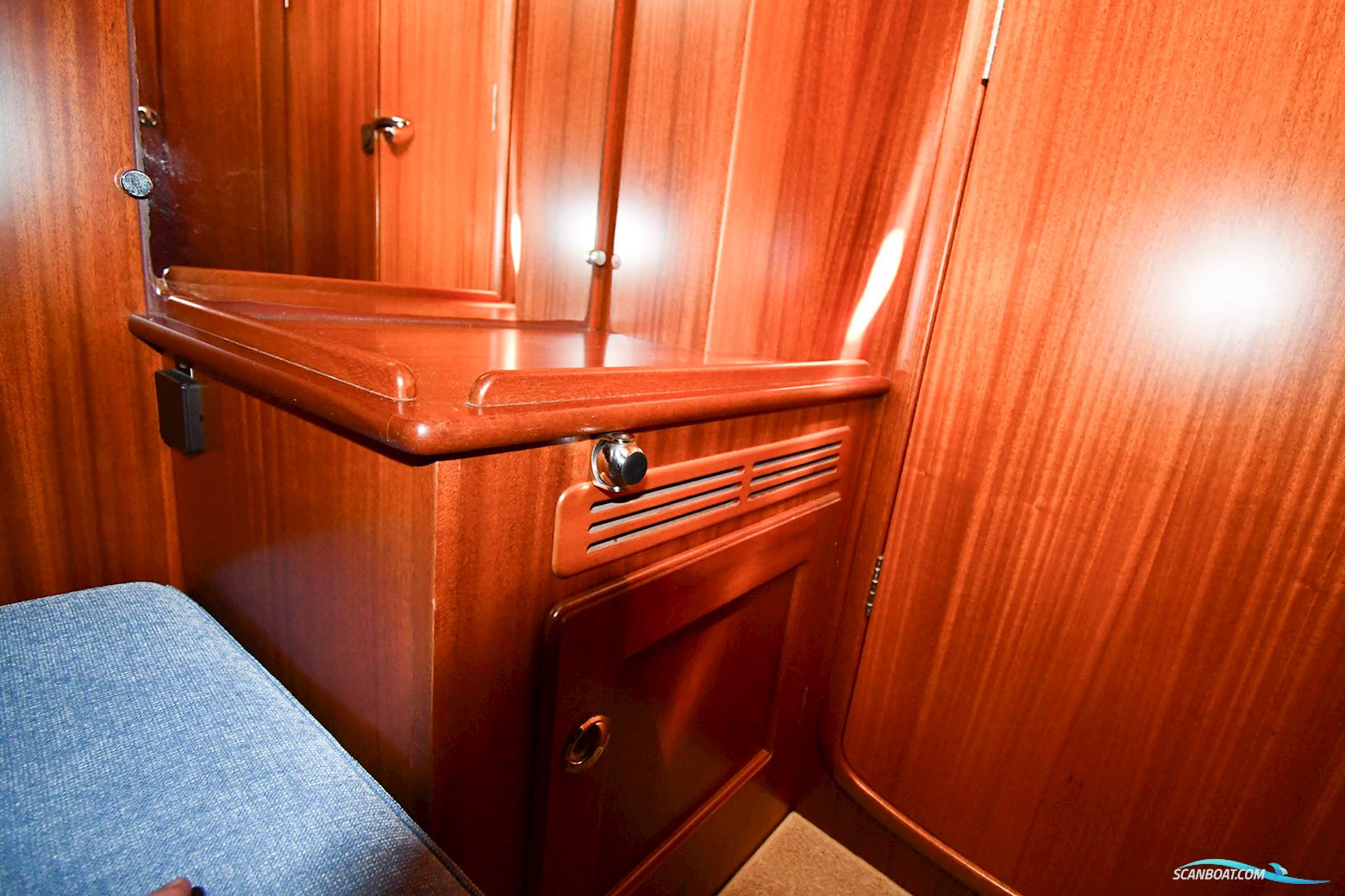 Hallberg-Rassy 48