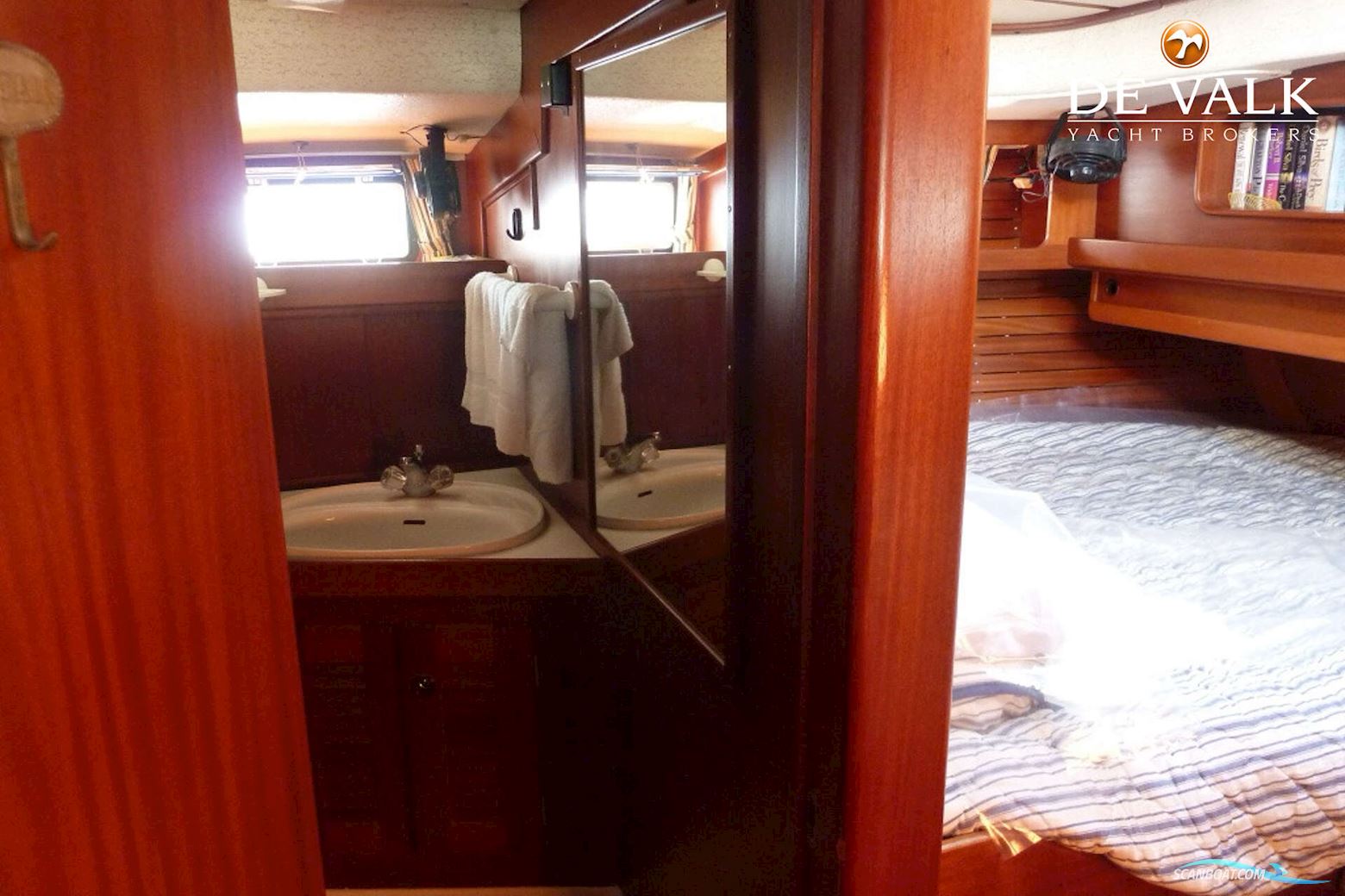 Hallberg Rassy 49