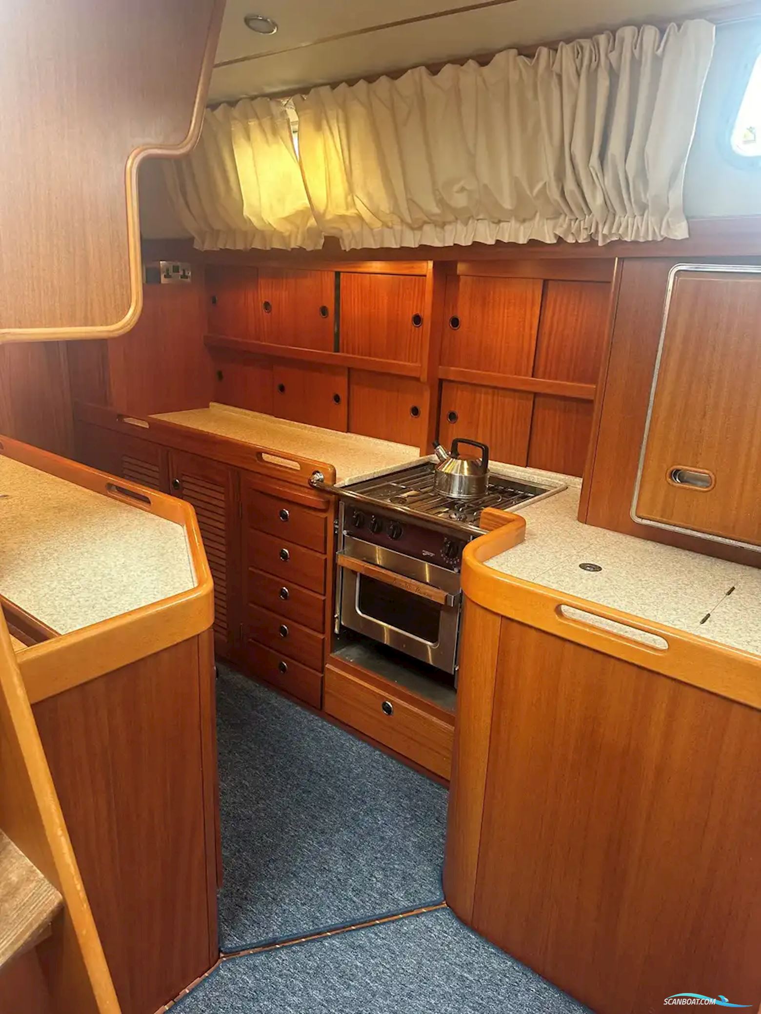 Hallberg-rassy 53