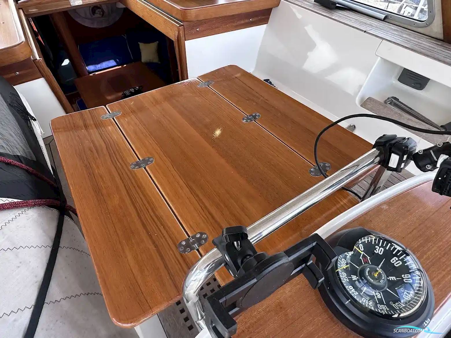 Hallberg-Rassy 54