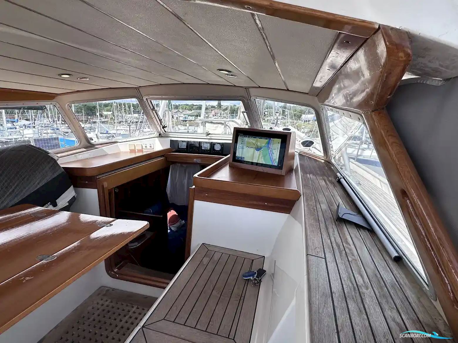 Hallberg-Rassy 54