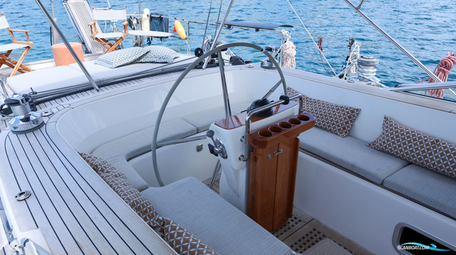 Hallberg-Rassy 54