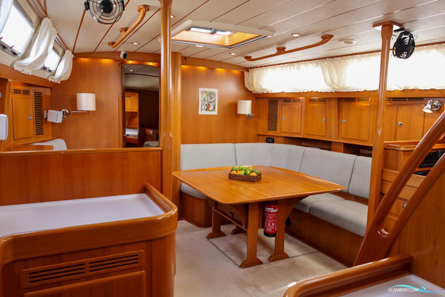 Hallberg-Rassy 54