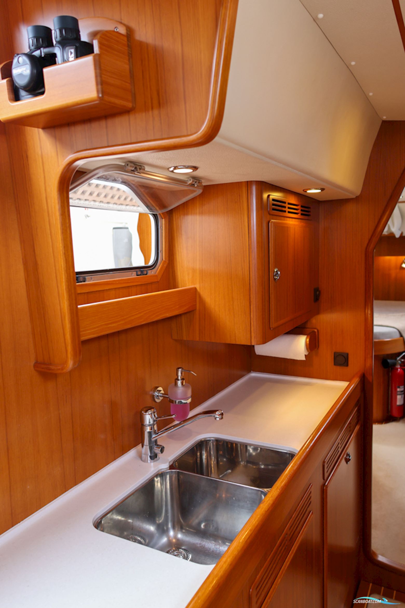 Hallberg-Rassy 54