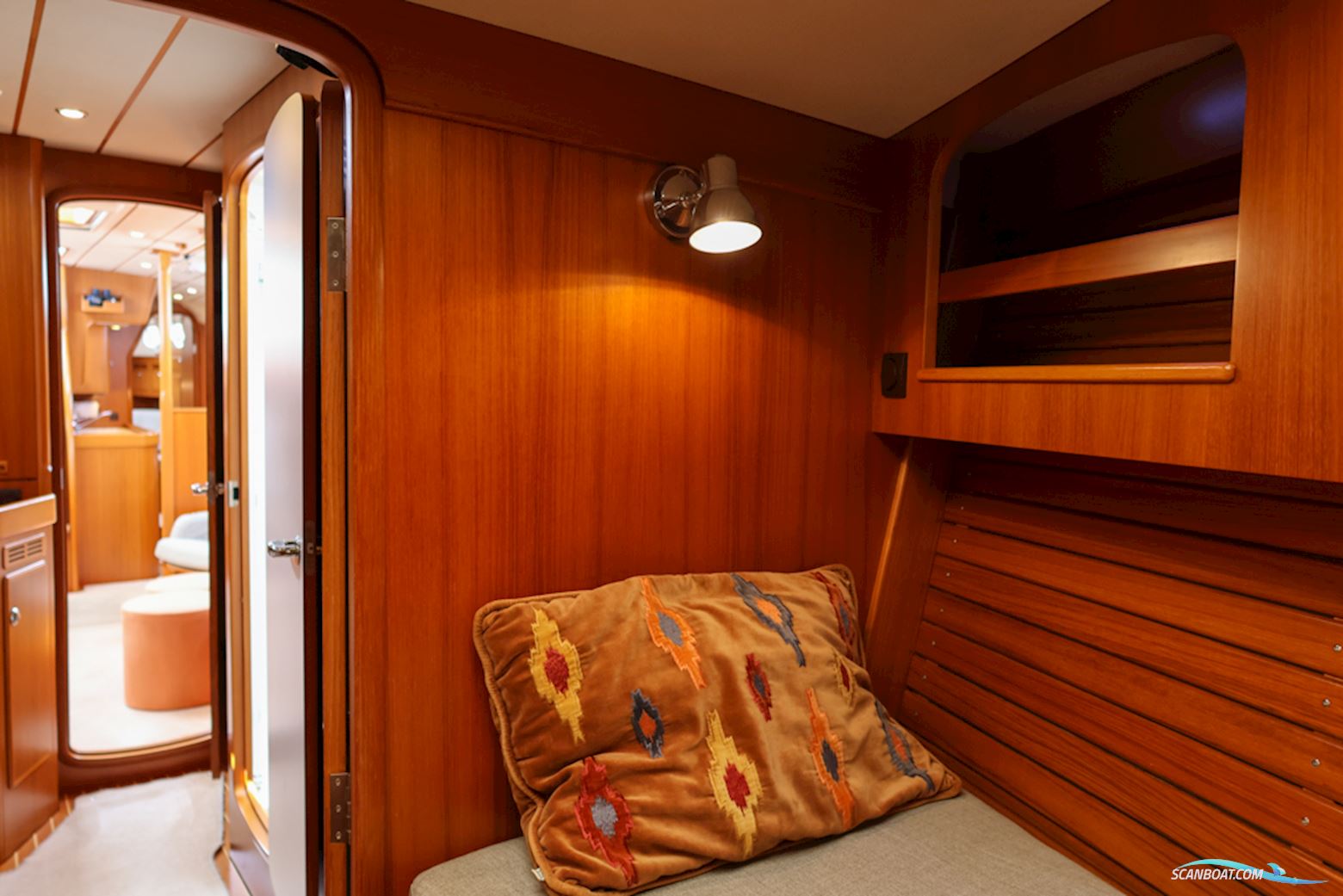Hallberg-Rassy 54