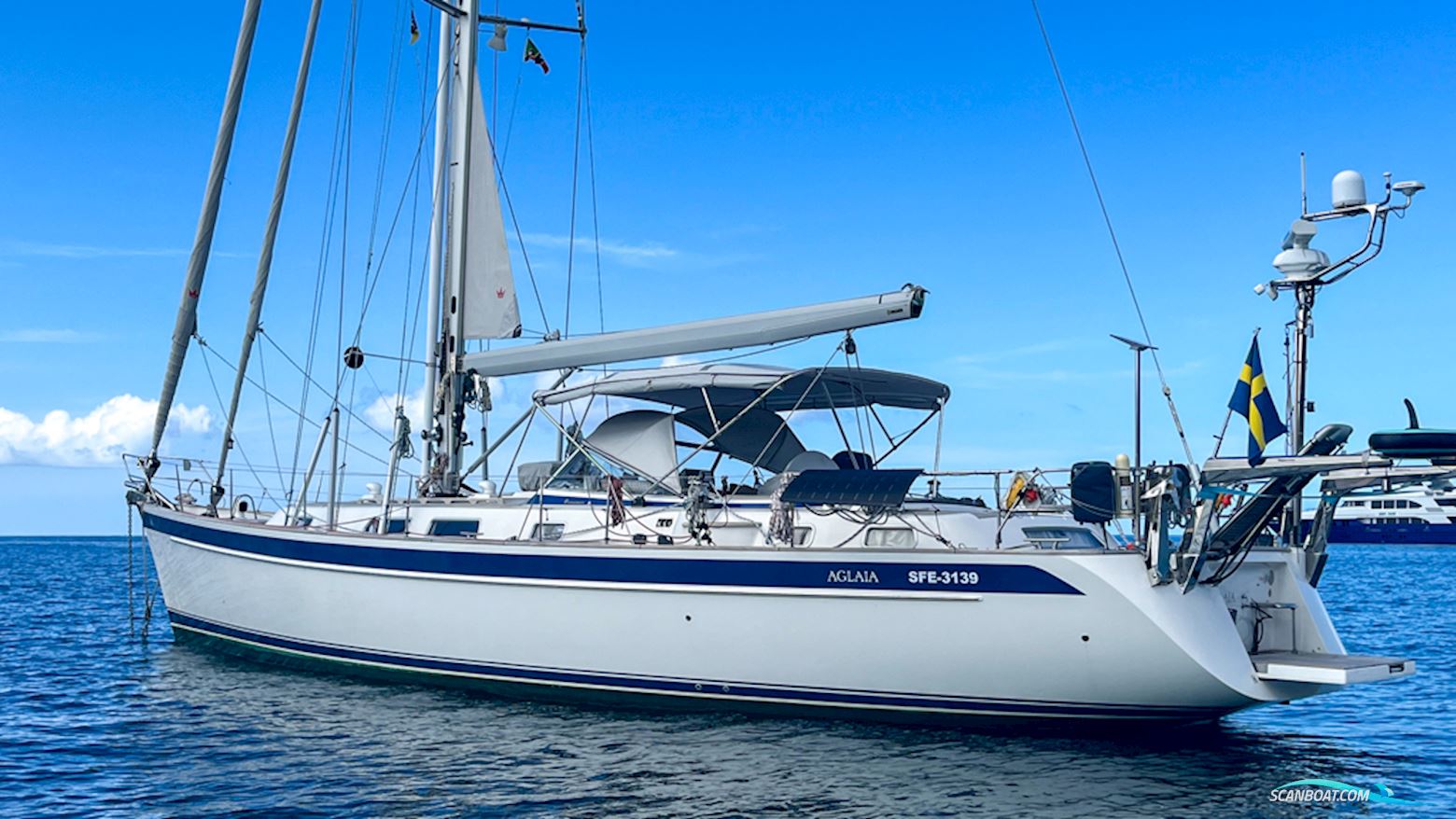 Hallberg-Rassy 54