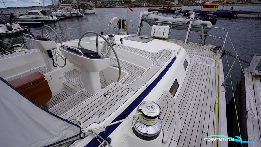 Hallberg-Rassy 57