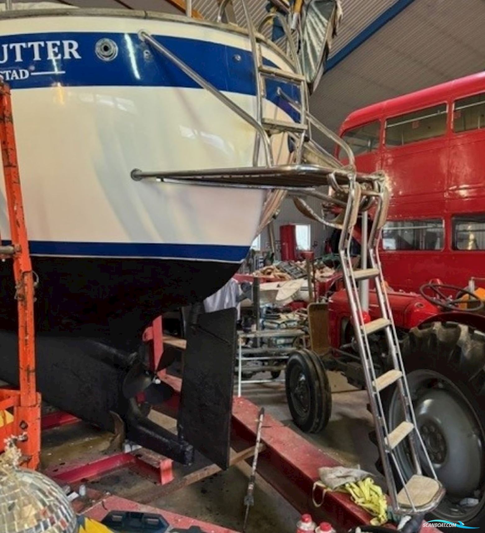 Hallberg-Rassy 94 Kutter