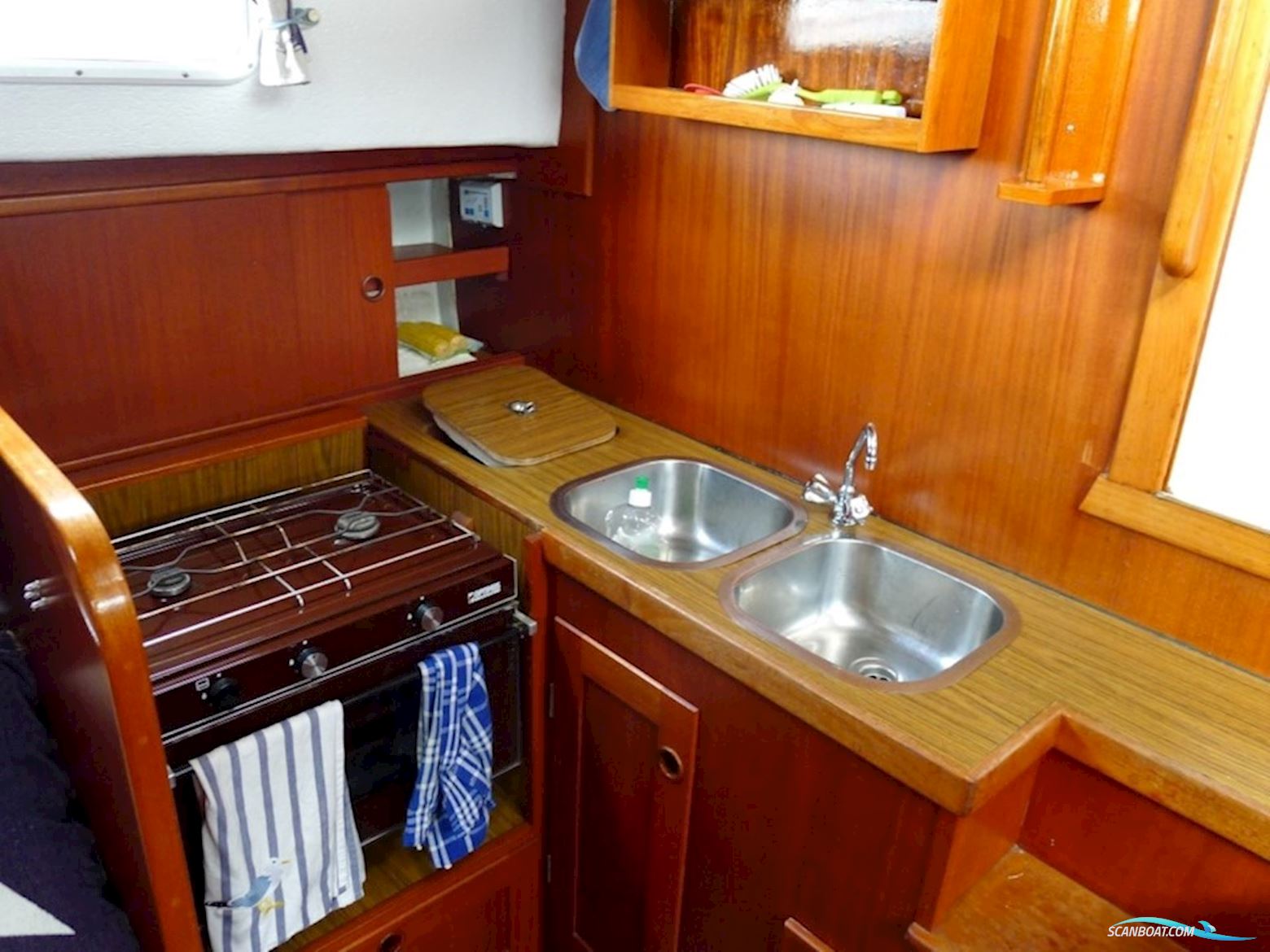 Hallberg-Rassy 94 Kutter