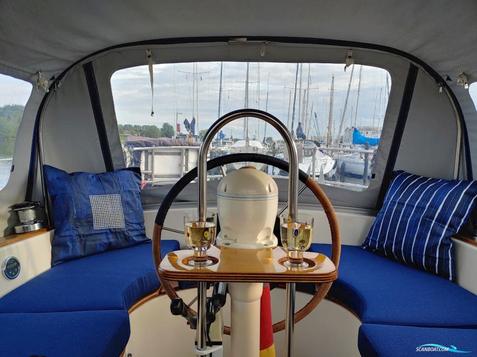 Hallberg-Rassy HR 352 Scandinavia