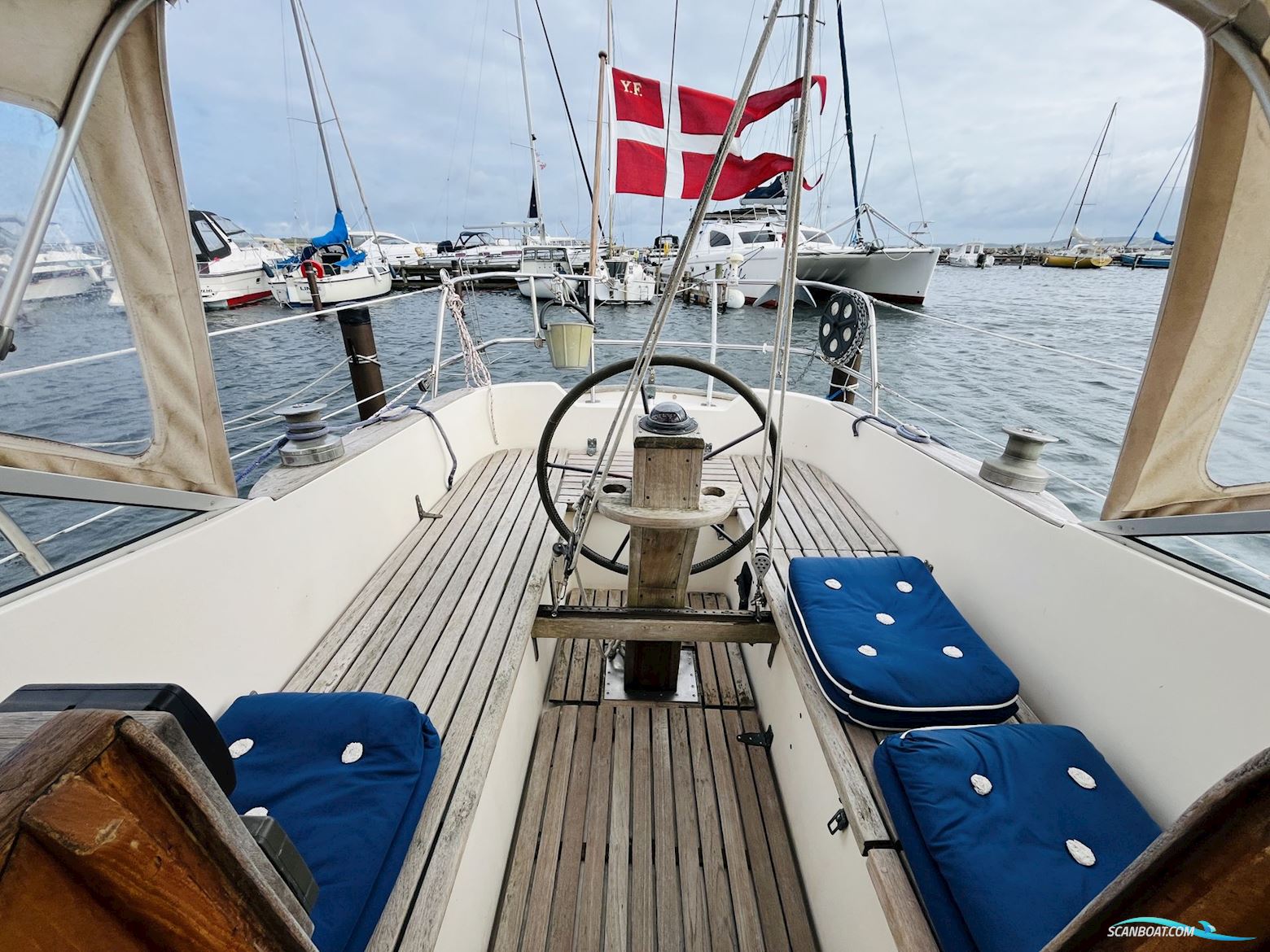 Hallberg-Rassy Monsun 31
