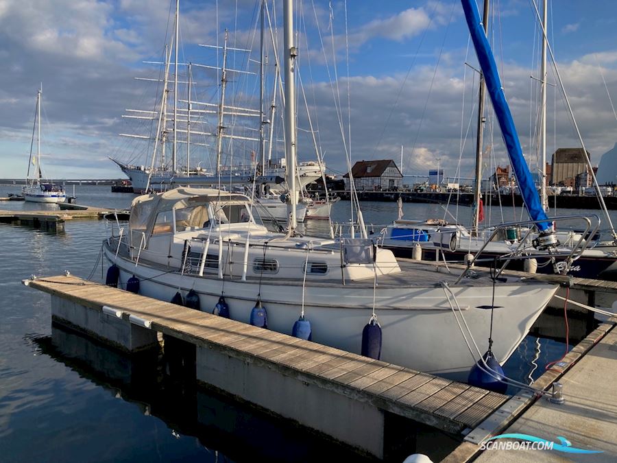 Hallberg-Rassy Rasmus 35