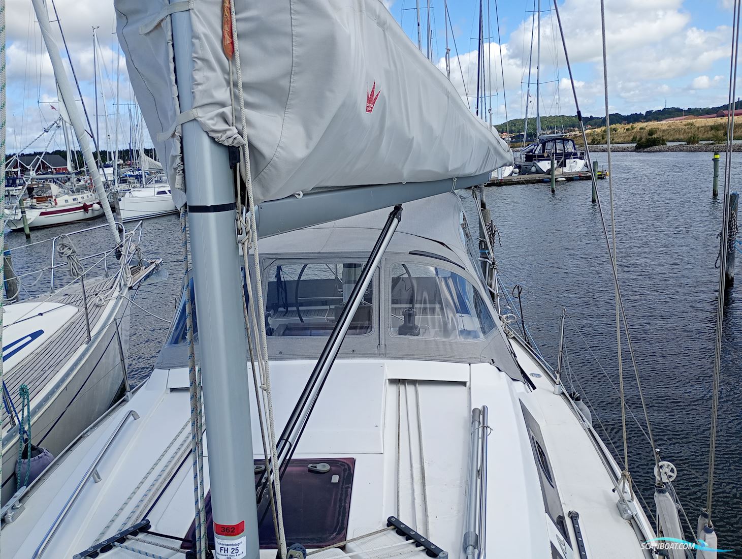 Hanse 320
