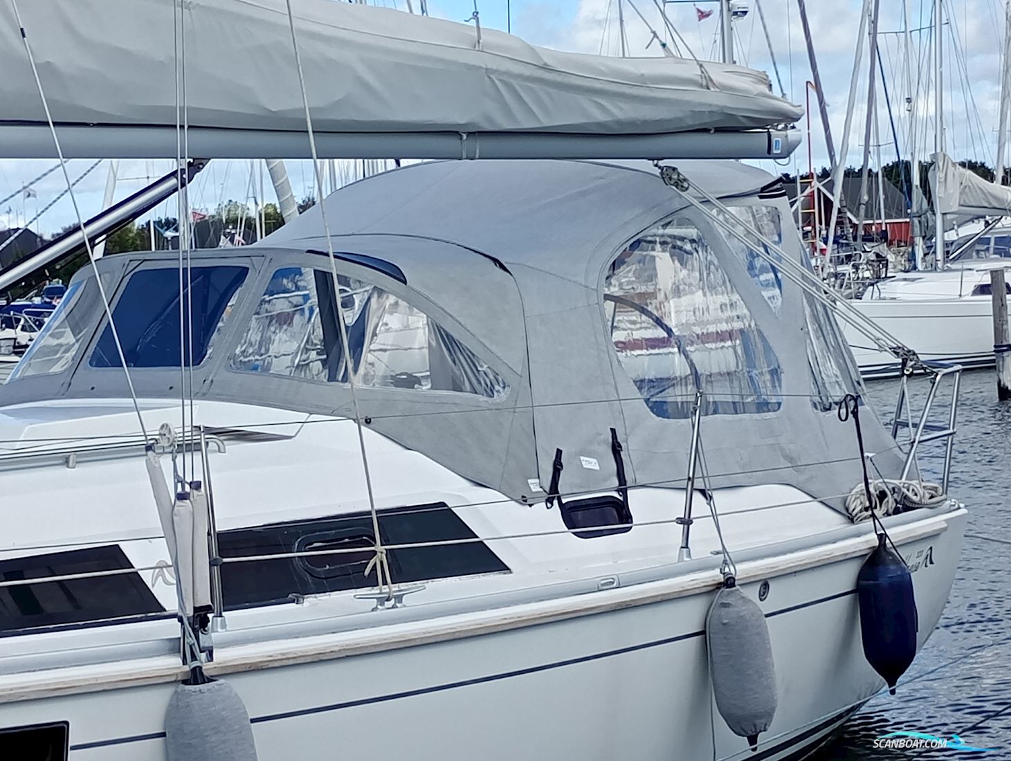 Hanse 320