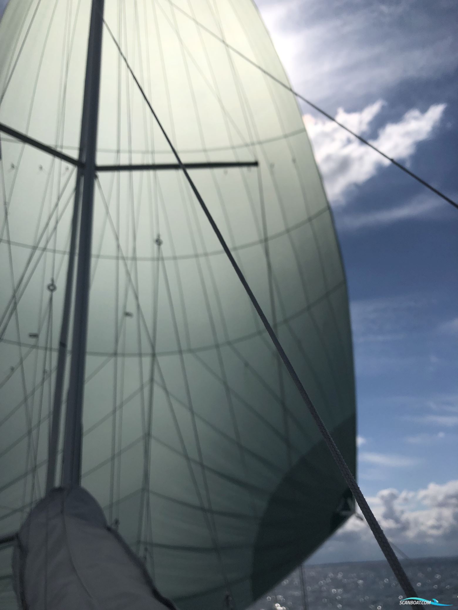 Hanse 320