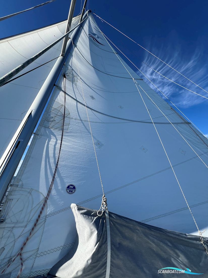 Hanse 320