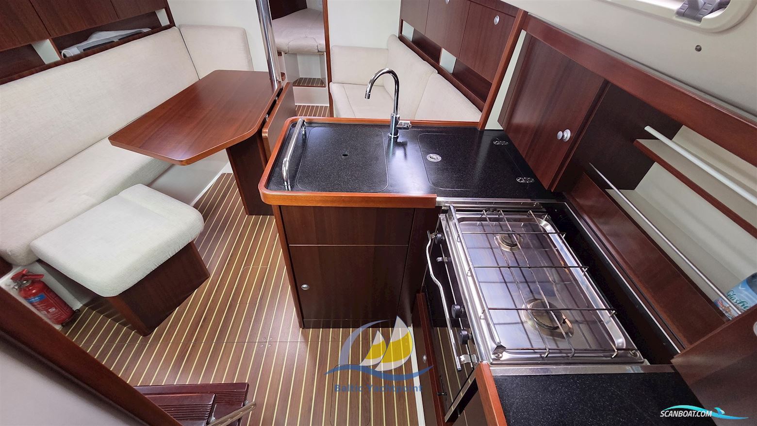 Hanse 320