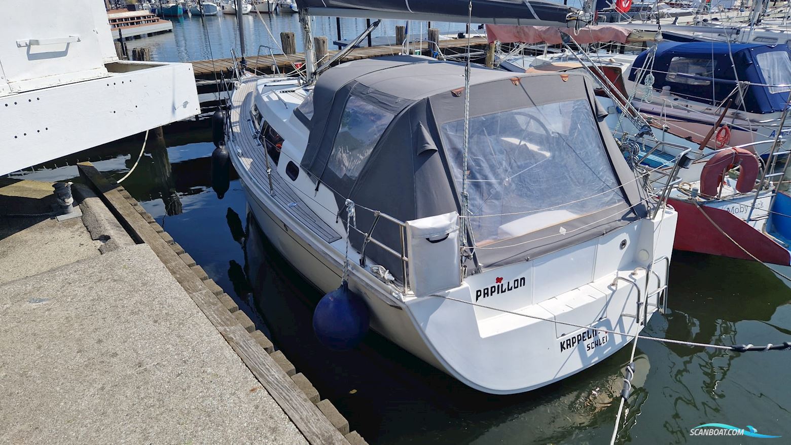 Hanse 320