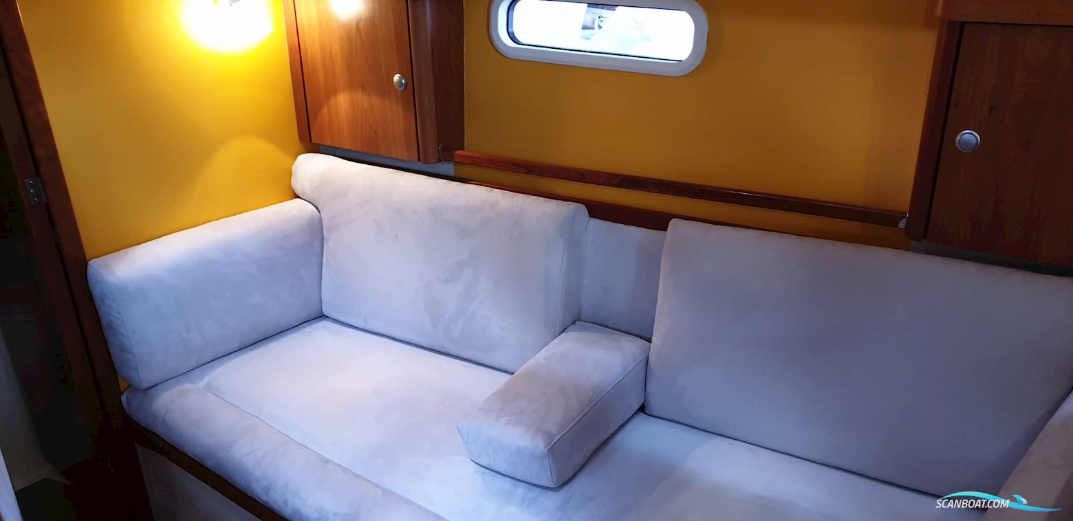 Hanse 320