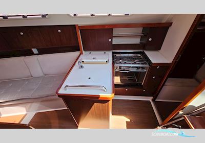 Hanse 320 Zeilboten 2010, met Yanmar motor, France