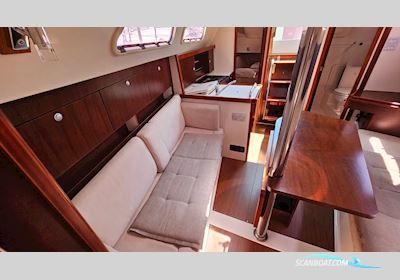 Hanse 320 Zeilboten 2010, met Yanmar motor, France