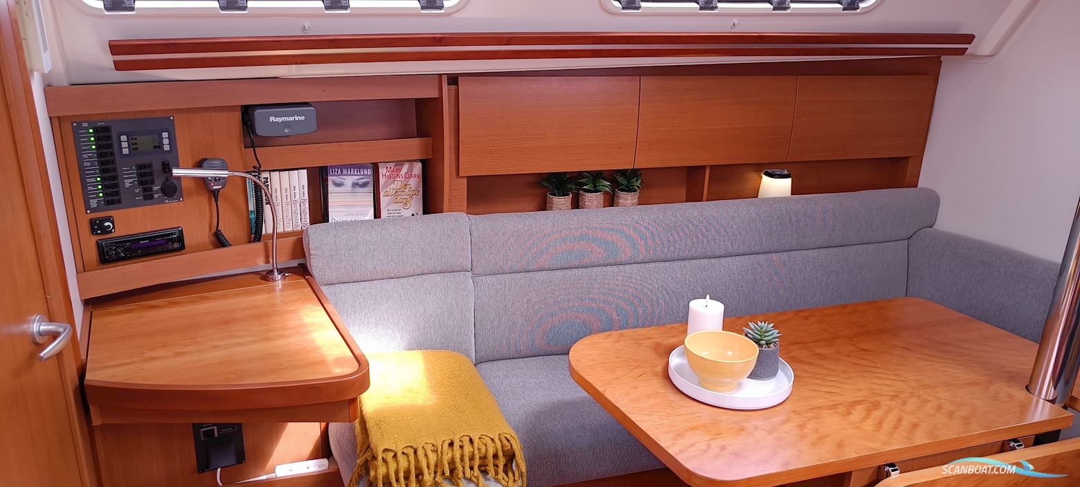 Hanse 325