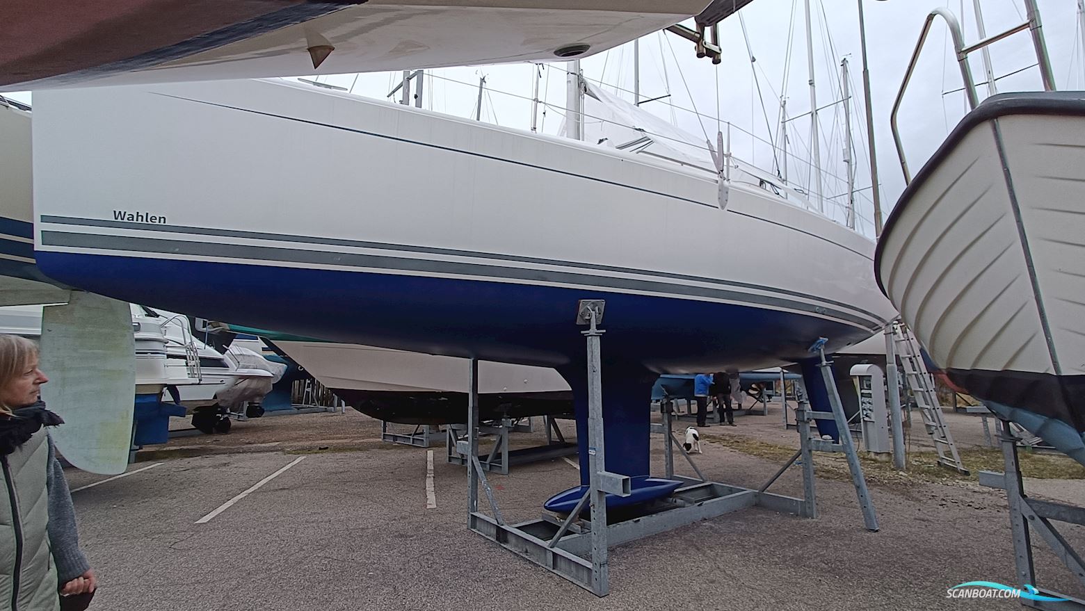 Hanse 325