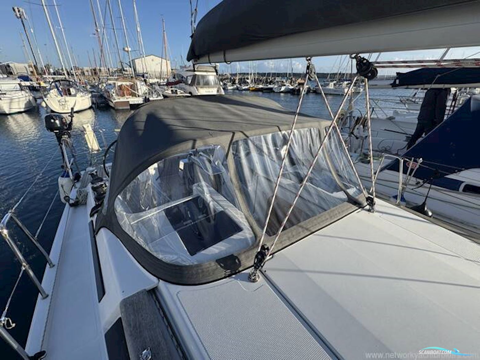 Hanse 345