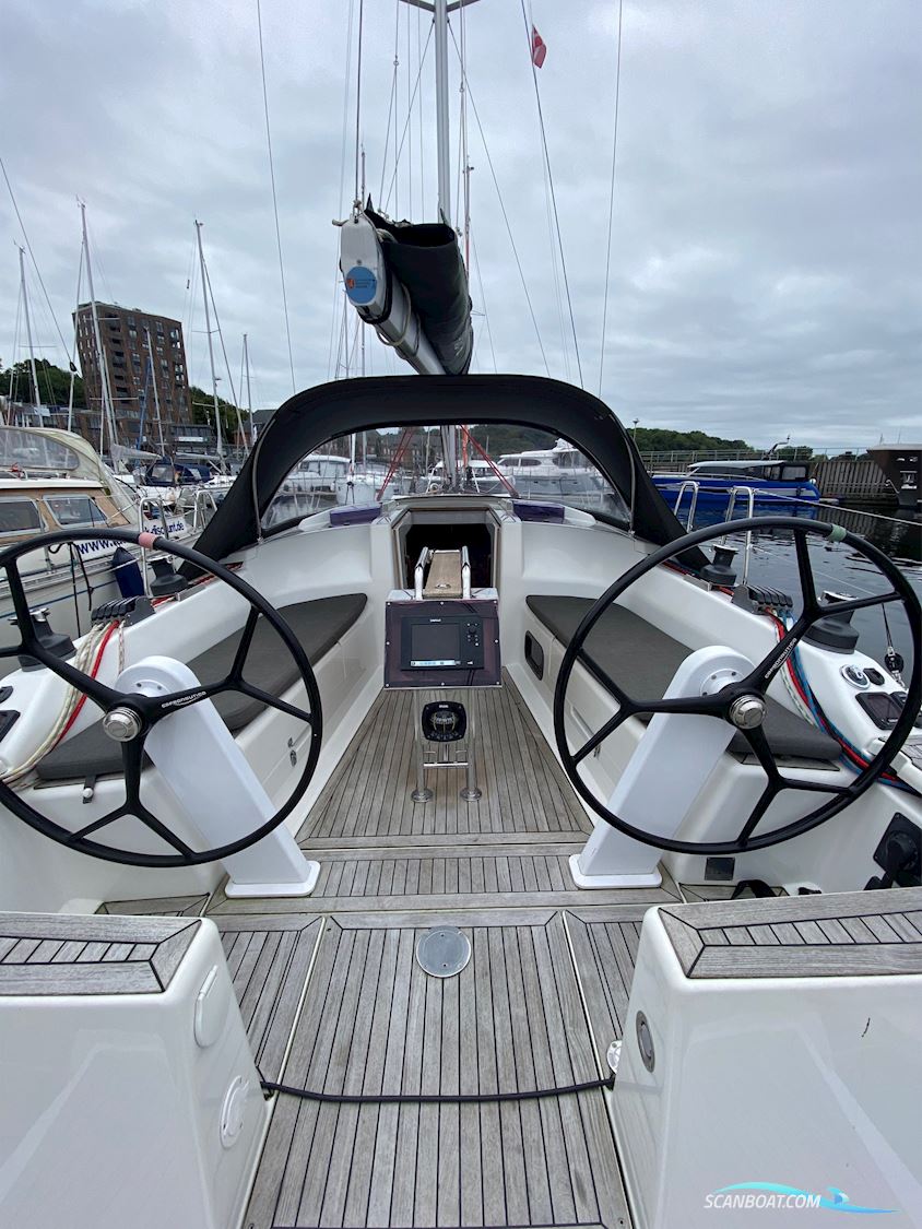 Hanse 345