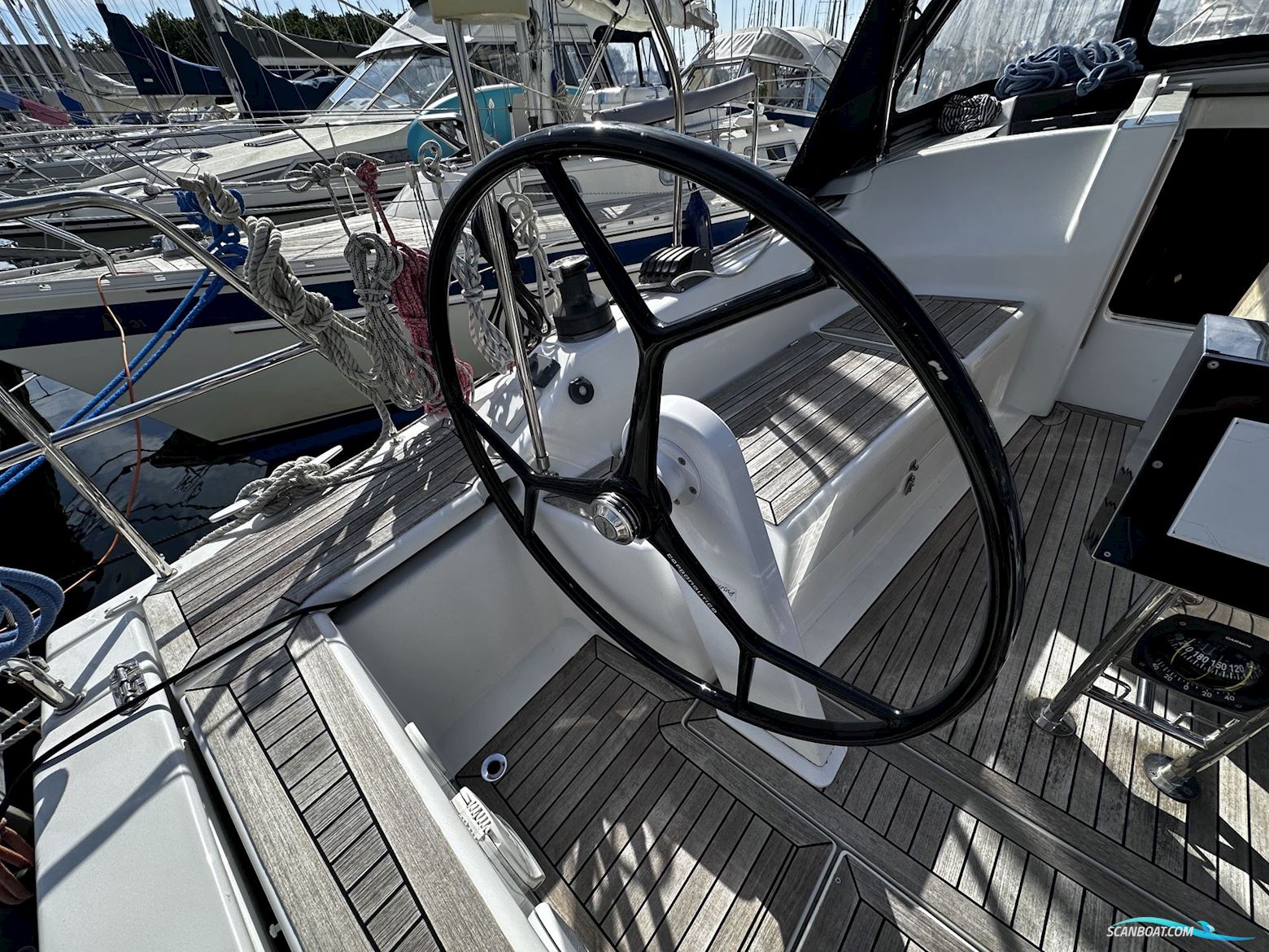 Hanse 345