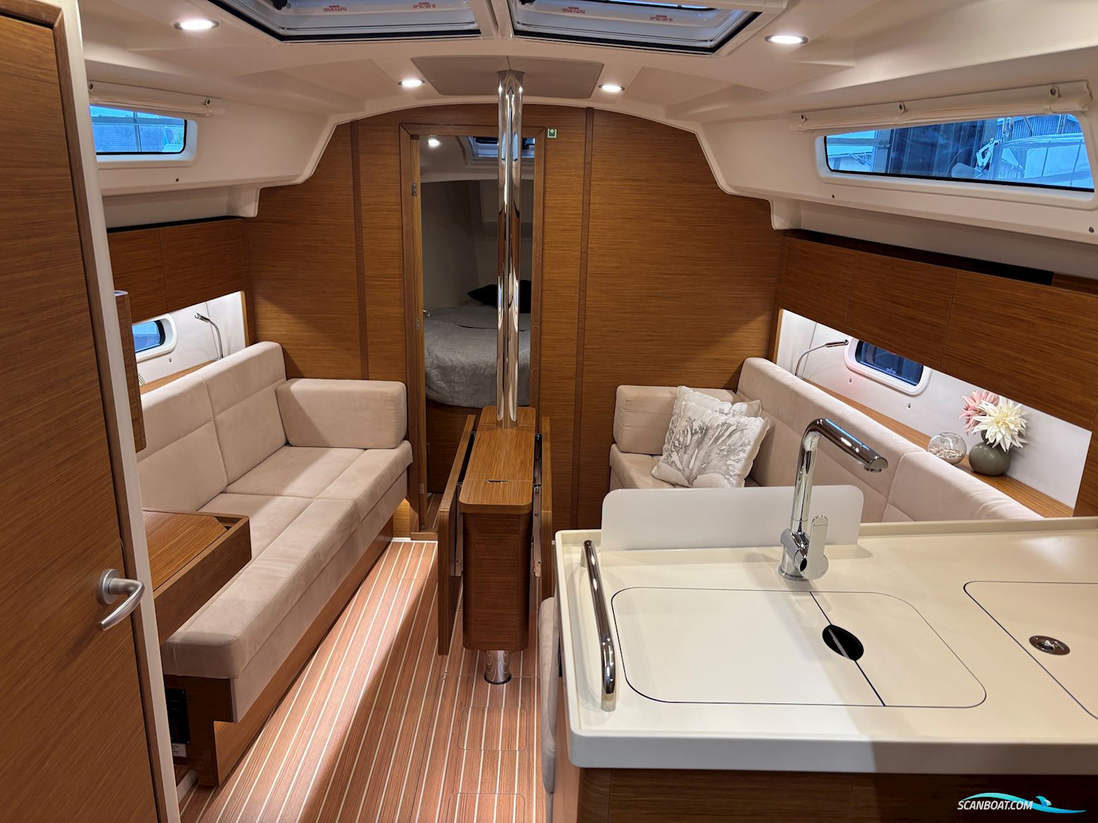 Hanse 348