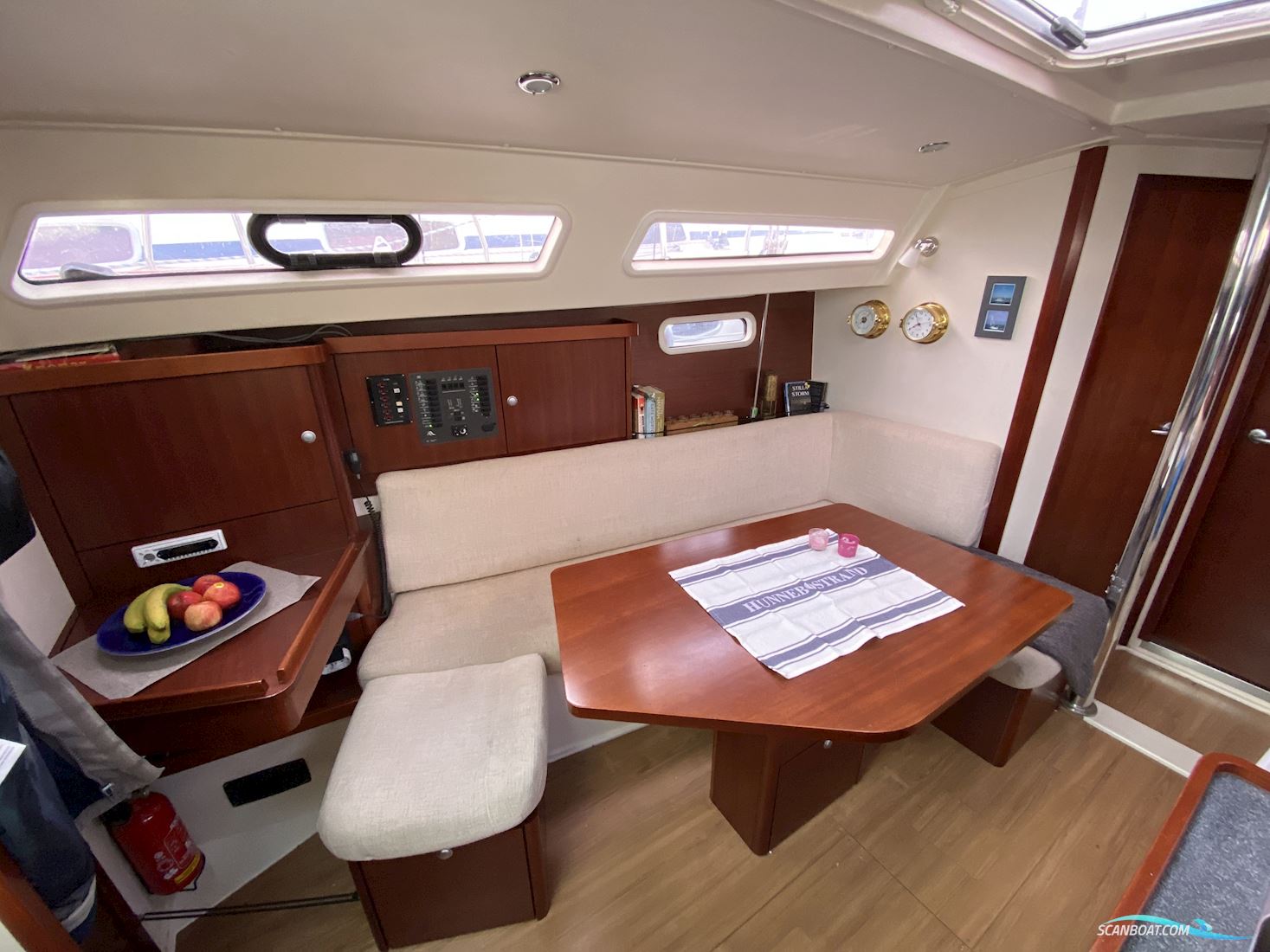 Hanse 350