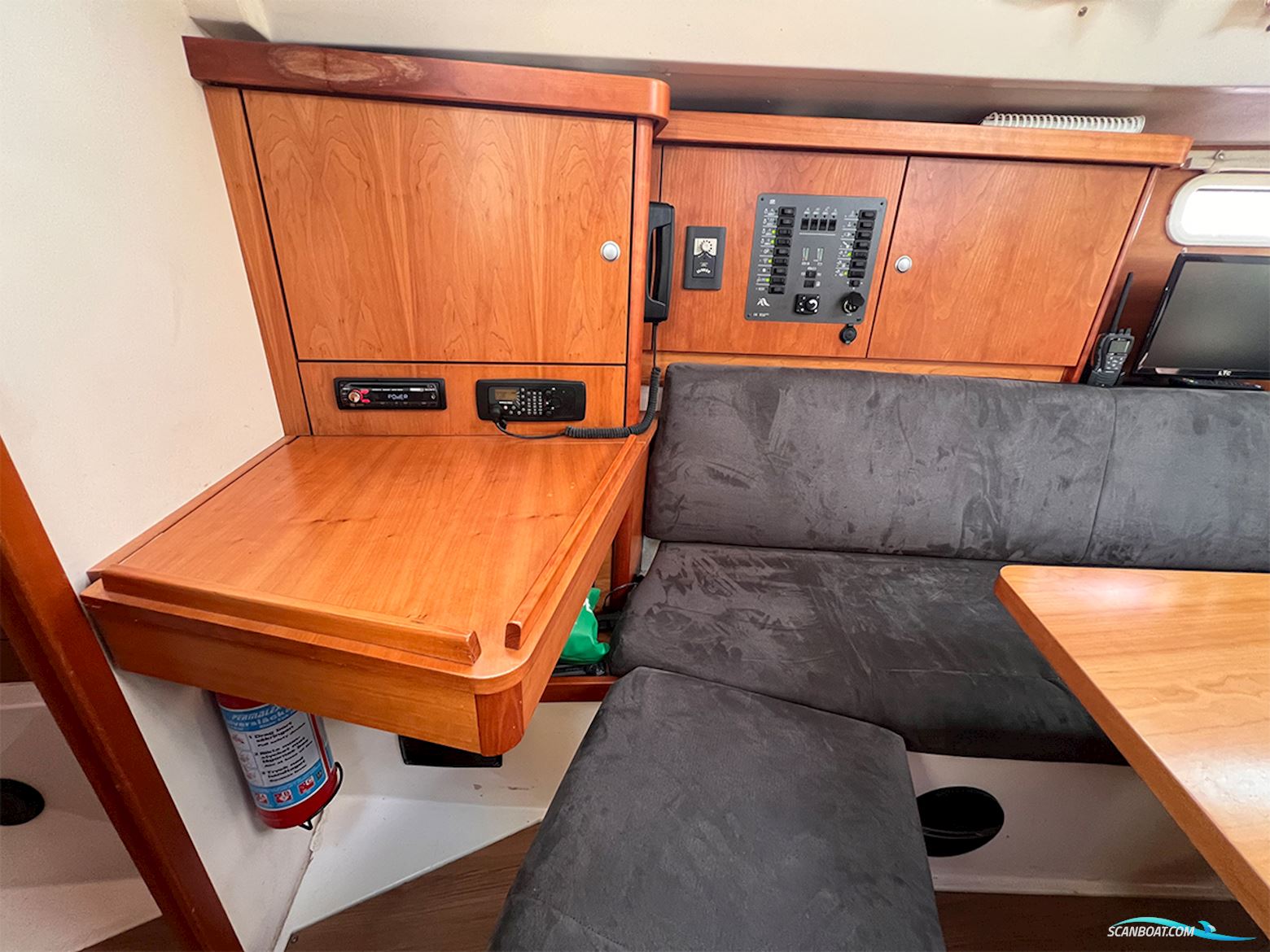 Hanse 350