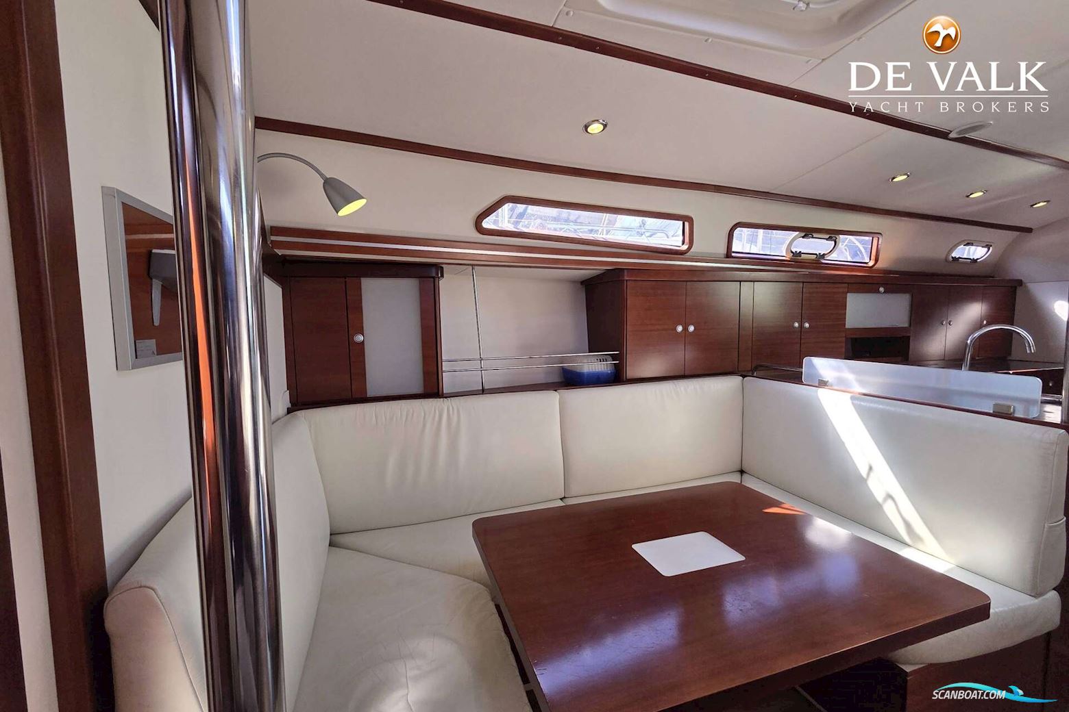 Hanse 370