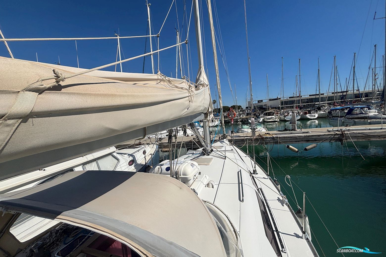 Hanse 370