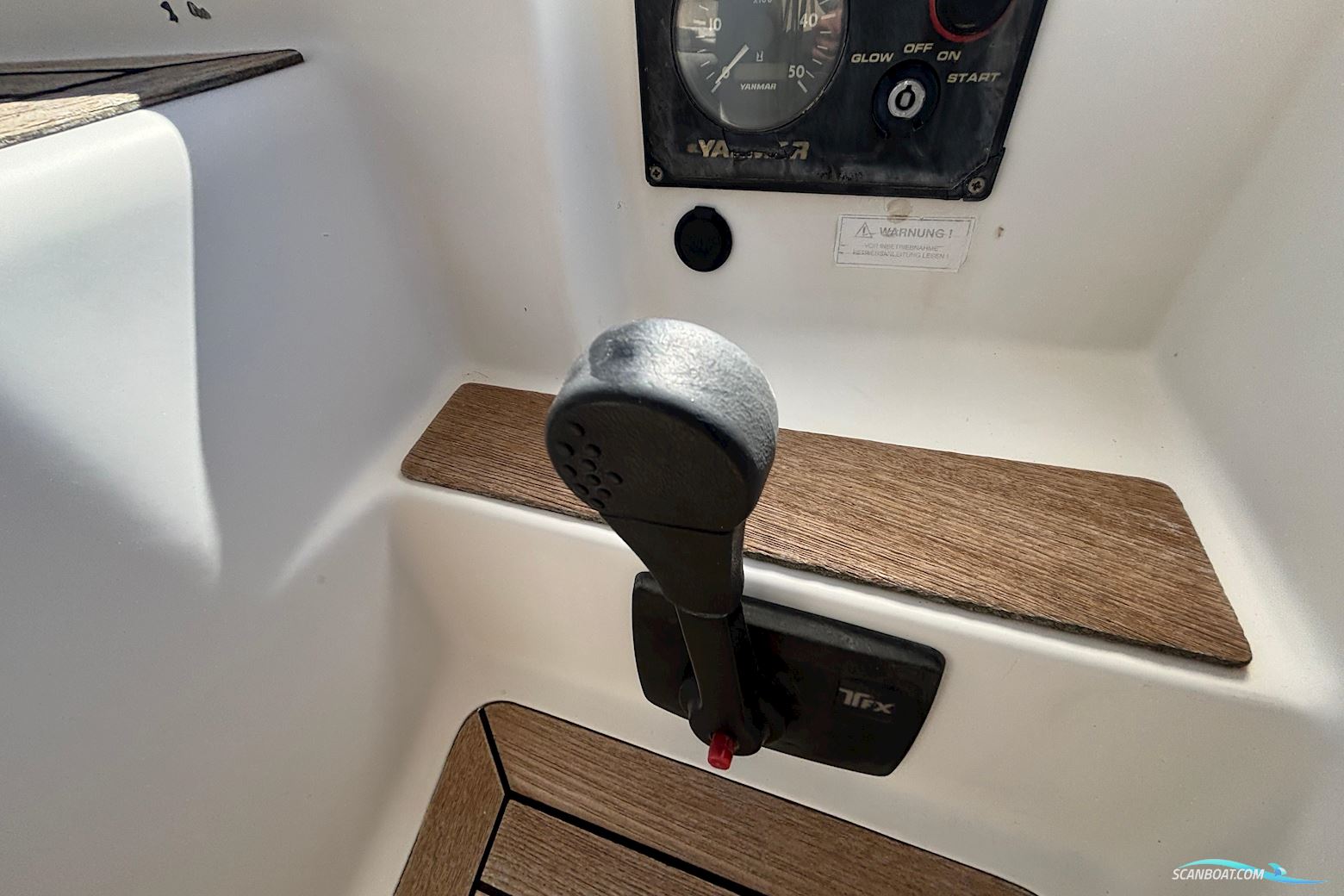 Hanse 370
